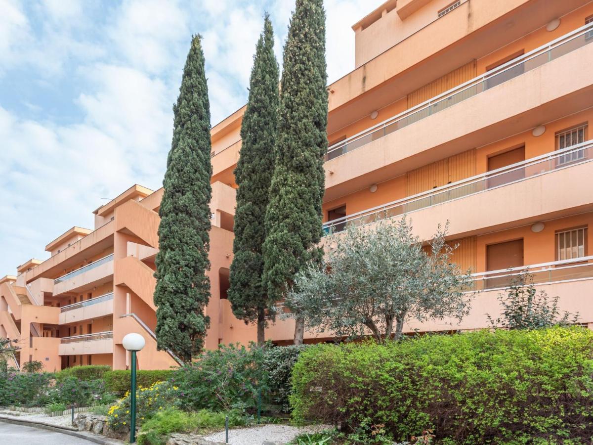 בורם-לה-מימוזה Apartment L'Amiraute By Interhome מראה חיצוני תמונה