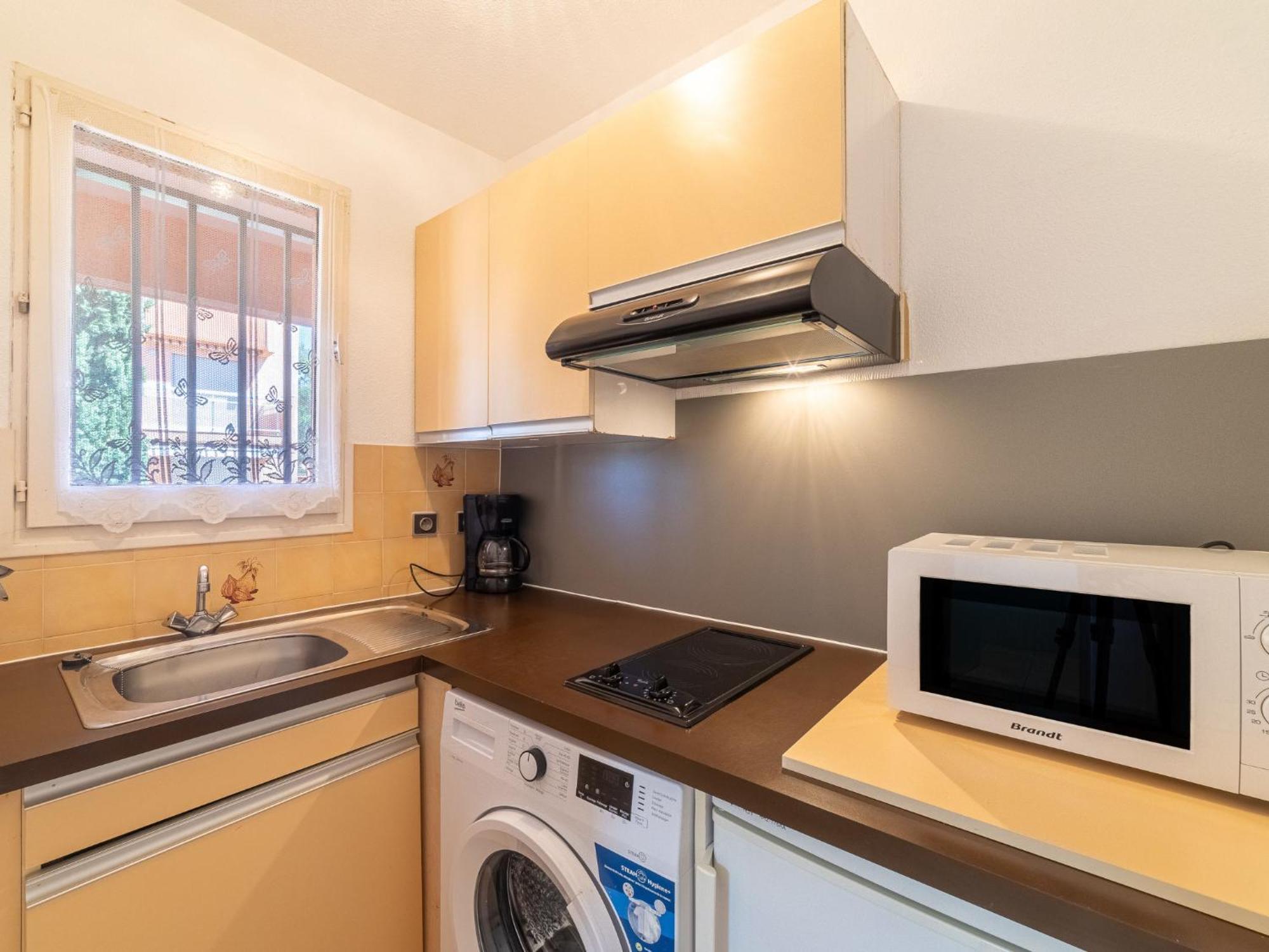 בורם-לה-מימוזה Apartment L'Amiraute By Interhome מראה חיצוני תמונה