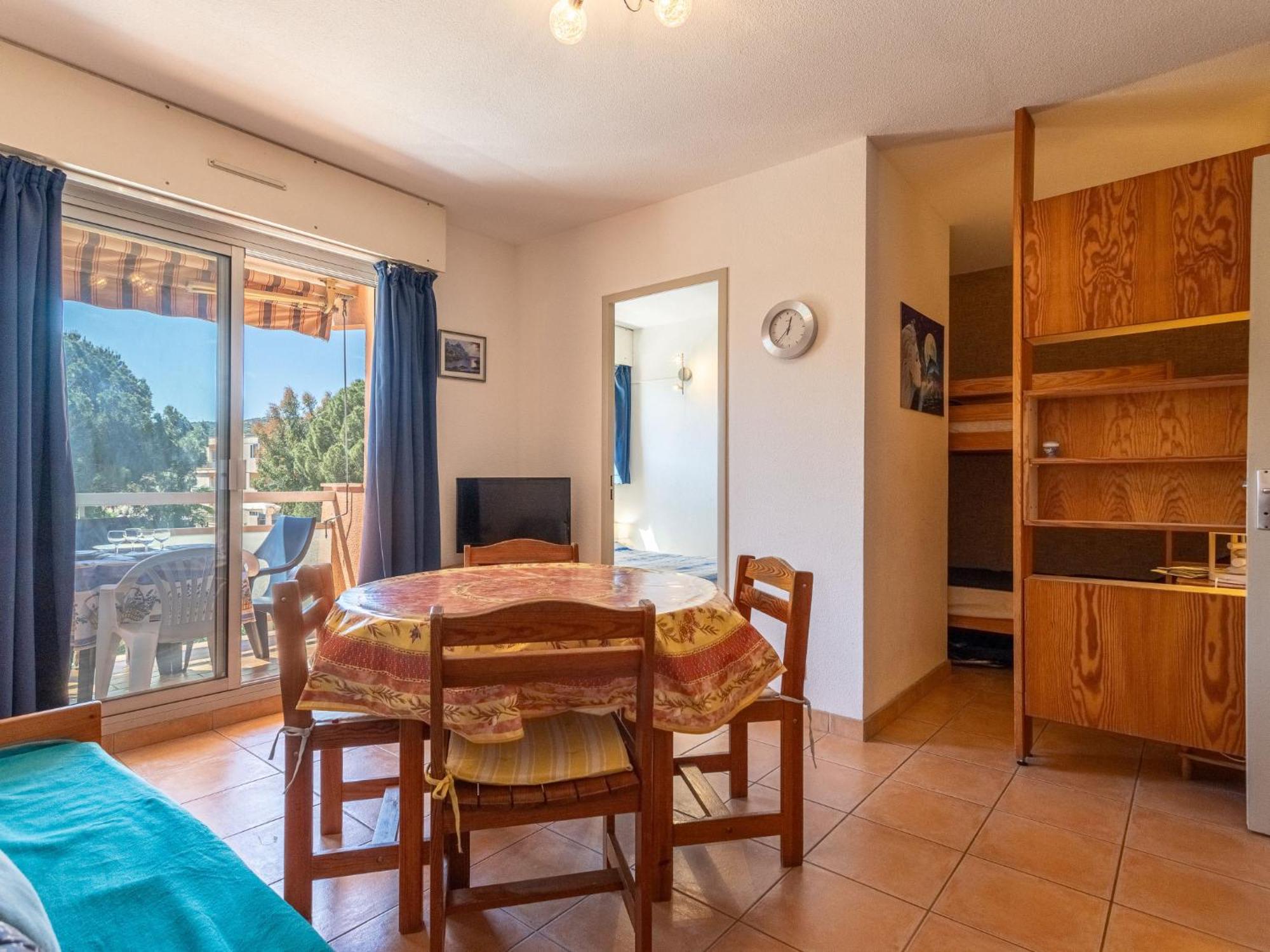 בורם-לה-מימוזה Apartment L'Amiraute By Interhome מראה חיצוני תמונה