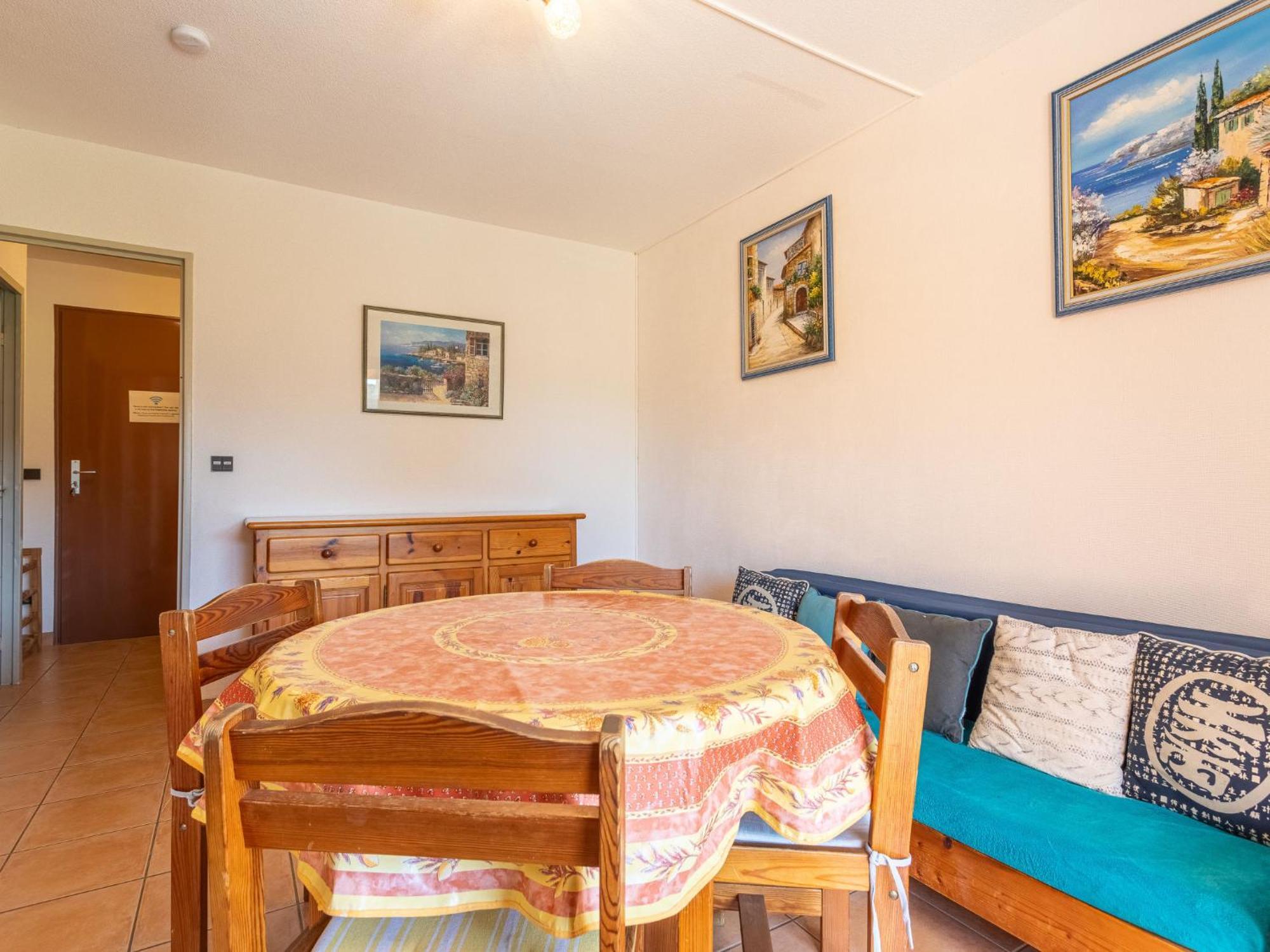 בורם-לה-מימוזה Apartment L'Amiraute By Interhome מראה חיצוני תמונה
